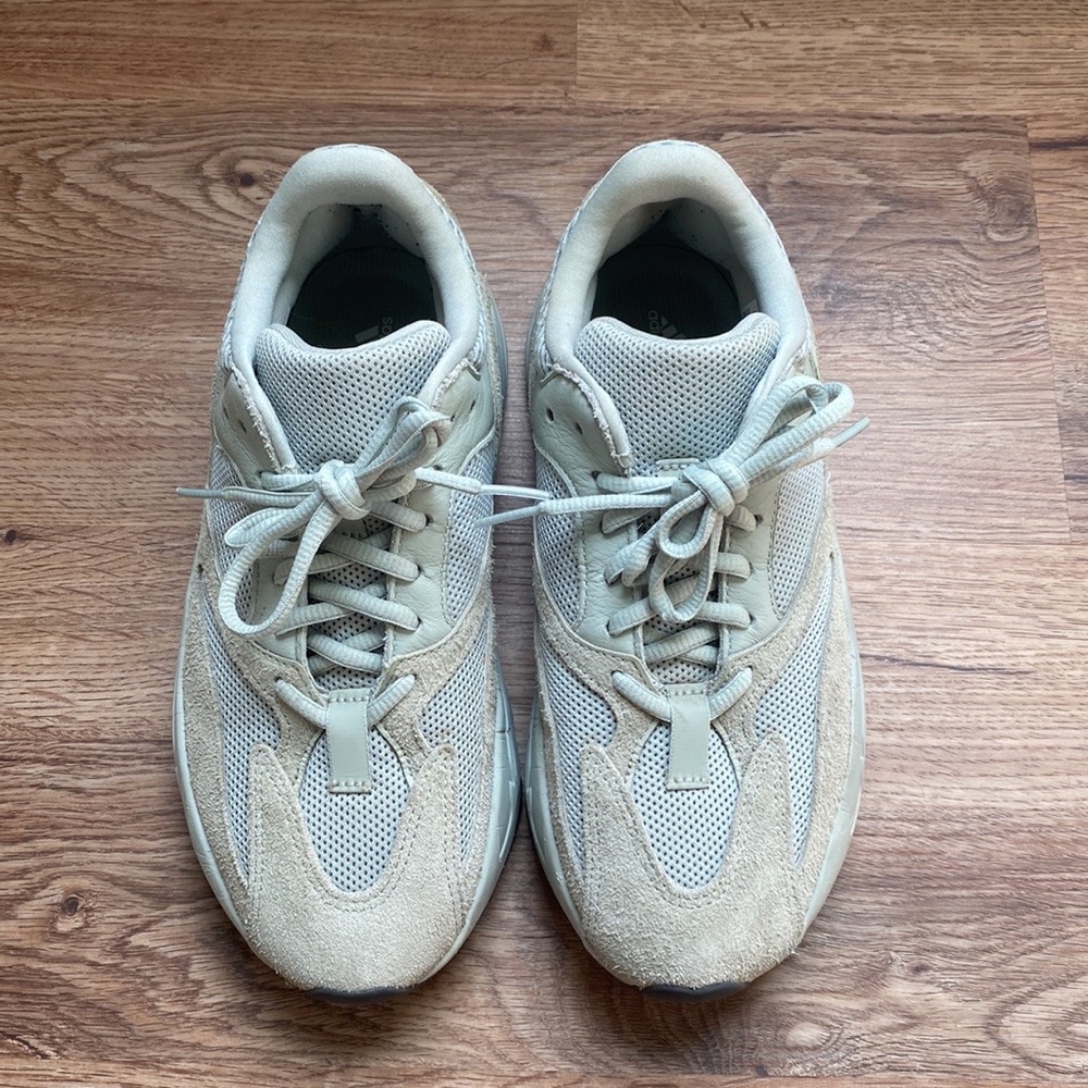 Yeezy Boost 700 Salt 7.5 women size